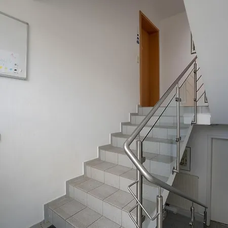 Muehlenstrasse 23 3 *