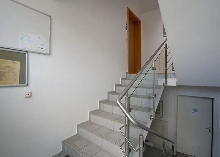 Muehlenstrasse 23 3 *